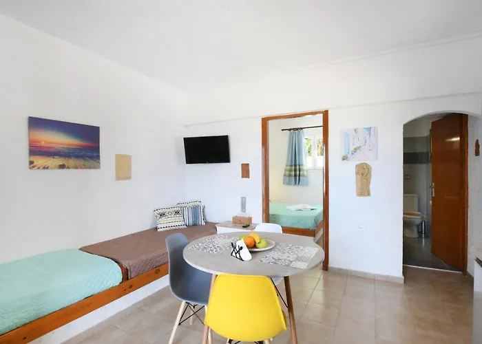 Air Brand New Bedrooms Hersonissos (Crete)