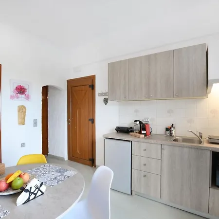 Air Brand New Bedrooms Hersonissos (Crete)