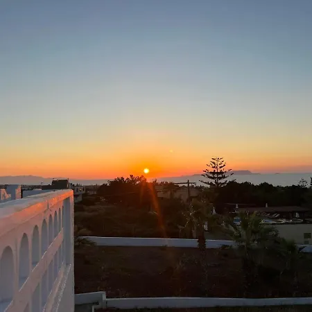 Air Brand New Bedrooms דירה *