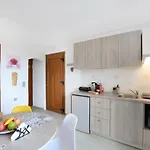 Air Brand New Bedrooms Hersonissos (Crete)